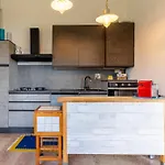 Appartement Guesthost - Lovely With Garden And Parking