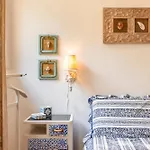 Guesthost - Lovely With Garden And Parking Chioma