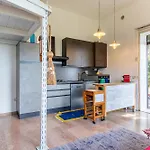 Appartement Guesthost - Lovely With Garden And Parking