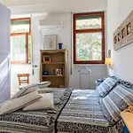 Guesthost - Lovely With Garden And Parking Chioma